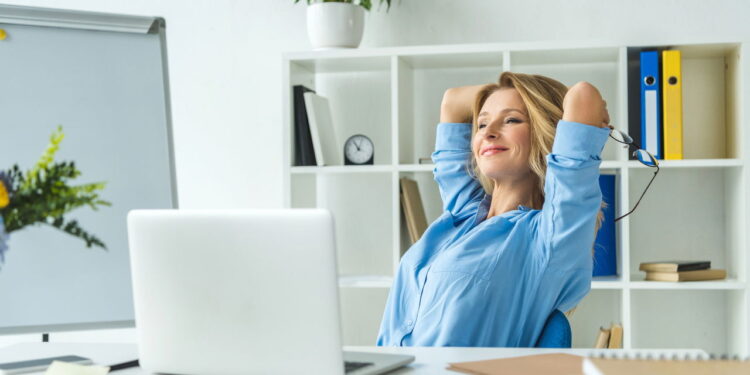 6 hábitos que mulheres acima dos 50 evitam para viver mais e melhor