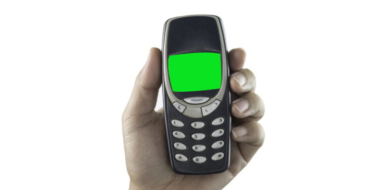 O rei da simplicidade! O quanto vale o clássico Nokia 1100 em 2025