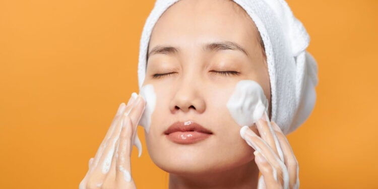 Top 5 espumas de limpeza facial para usar em 2025 sem medo