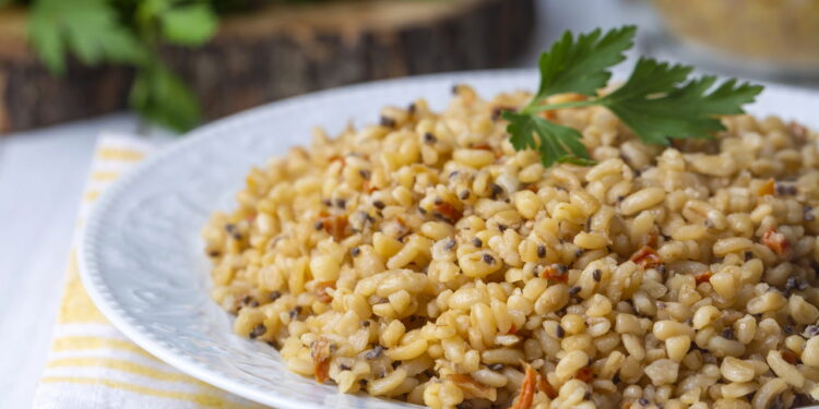 Quinoa x Arroz Integral! Saiba qual grão você deve priorizar para uma vida mais saudável