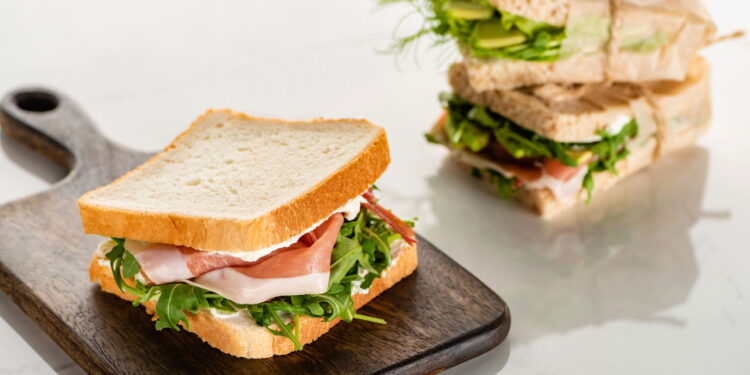 Como um simples lanche pode melhorar a qualidade do seu sono
