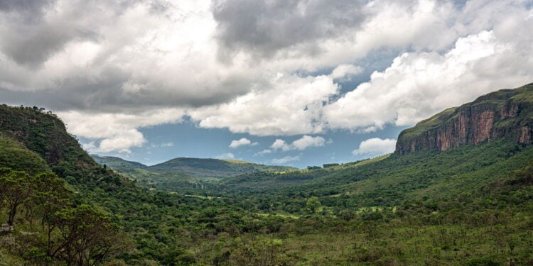 10 cidades pouco exploradas no Brasil para visitar em 2025