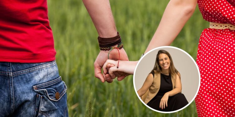 Cinco hábitos da Dra. Beatriz Crespo para aumentar o desejo sexual em dois minutos: "Veja-se como se fosse seu próprio amante"